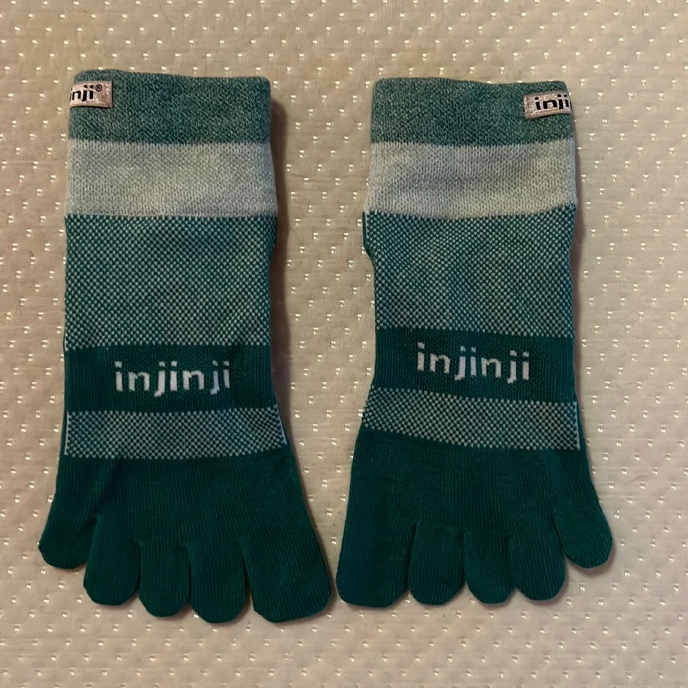 Injinji women’s toe socks NWOT